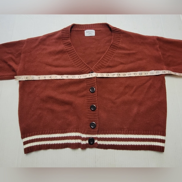 Cardigan - Picture 7 of 9